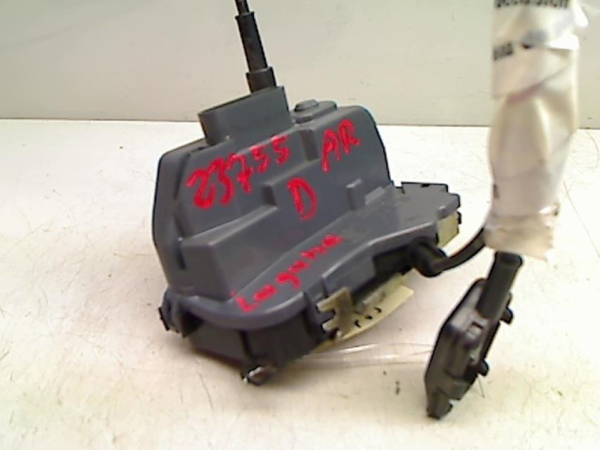 Serrure arriere droit RENAULT LAGUNA 2 PHASE 2 Diesel - 1