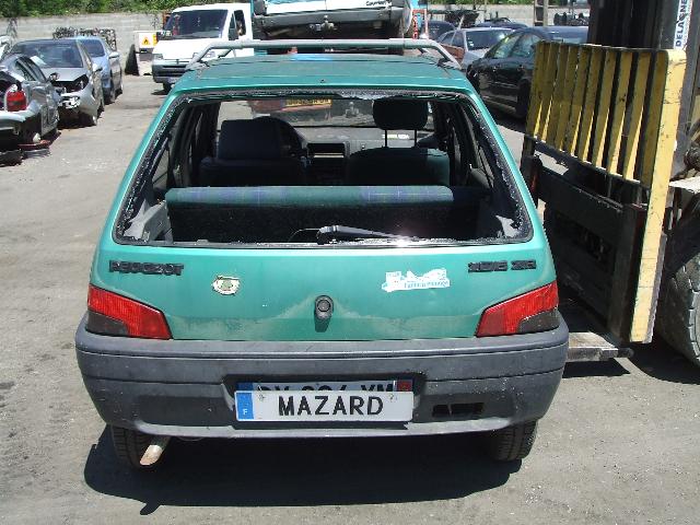 Image Poignee porte avant droit - PEUGEOT 106