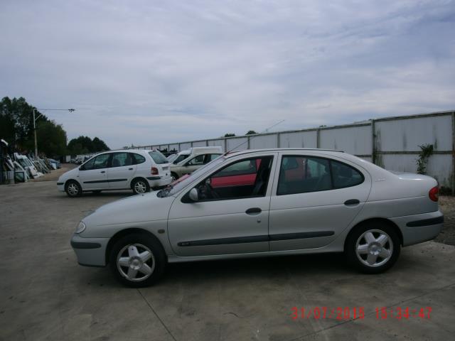 Gruppo ottico posteriore secondario destro (luci) RENAULT MEGANE 1 PHASE 2 Diésel - 1