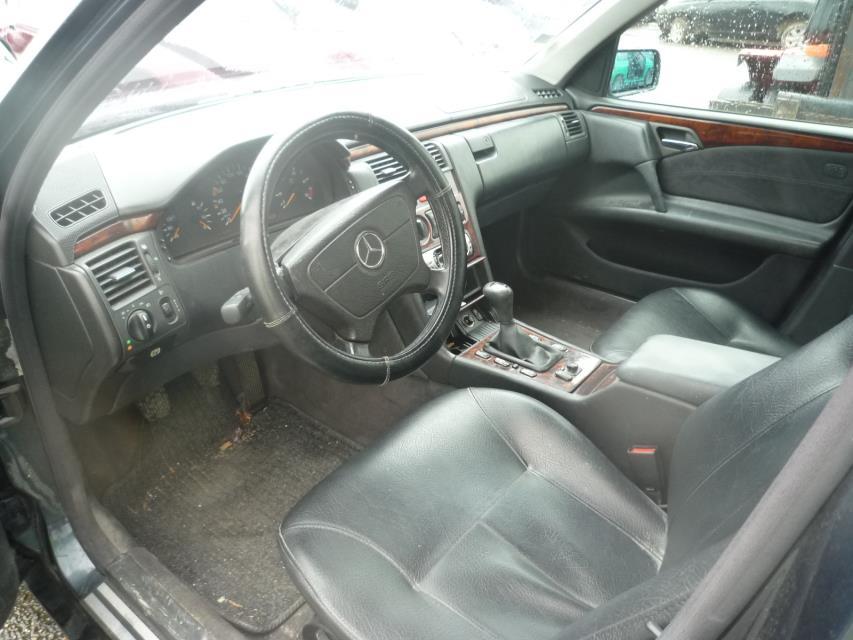 Image Pont (propulsion) - MERCEDES CLASSE E 210
