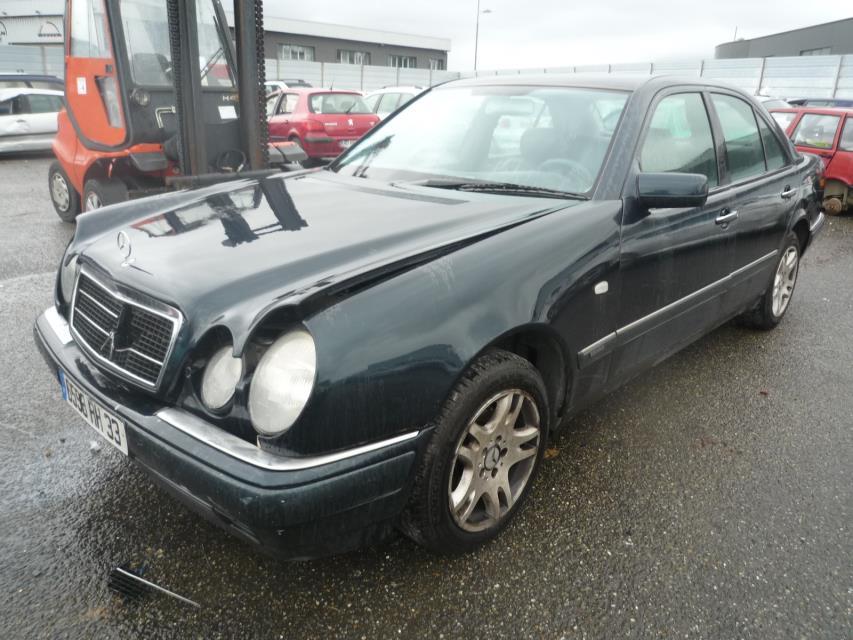 Image Pont (propulsion) - MERCEDES CLASSE E 210