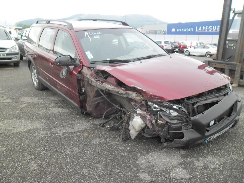 Image Aile avant gauche - VOLVO V 70 1