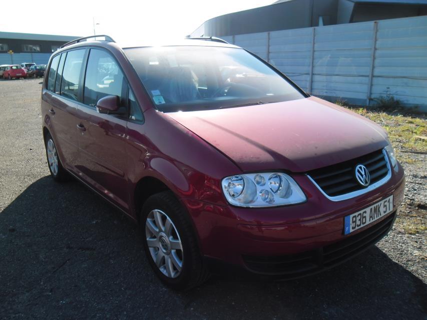 Image VOLKSWAGEN TOURAN 1
