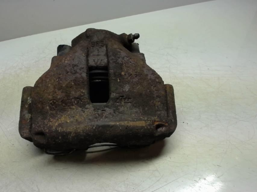 Etrier avant droit (freinage) AUDI A4 1 PHASE 2  - 1
