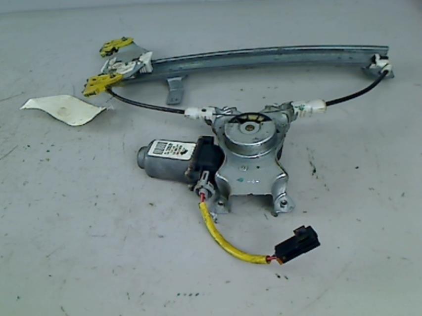 Alzacristalli elettrico posteriore sinistro NISSAN ALMERA TINO PHASE 1 Diésel - 1