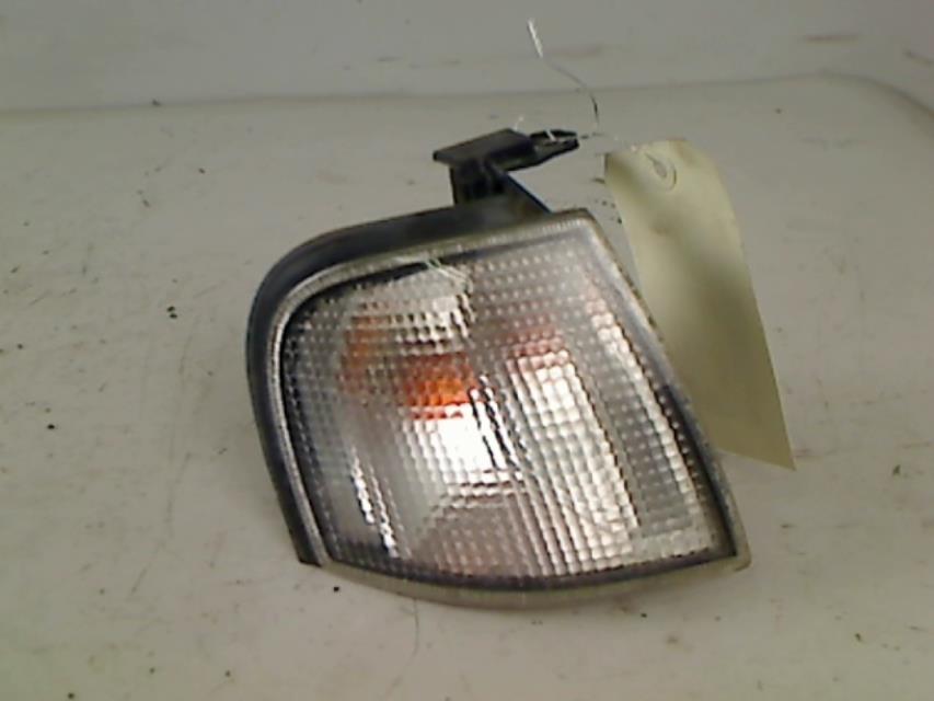 Gruppo ottico anteriore secondario destro (luci)(freccia) NISSAN PRIMERA 1 Diésel - 1