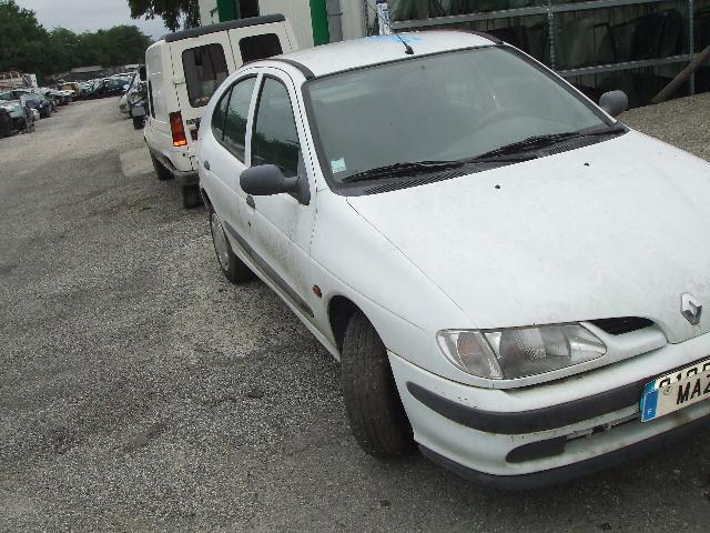 Image Radiateur eau - RENAULT MEGANE 1