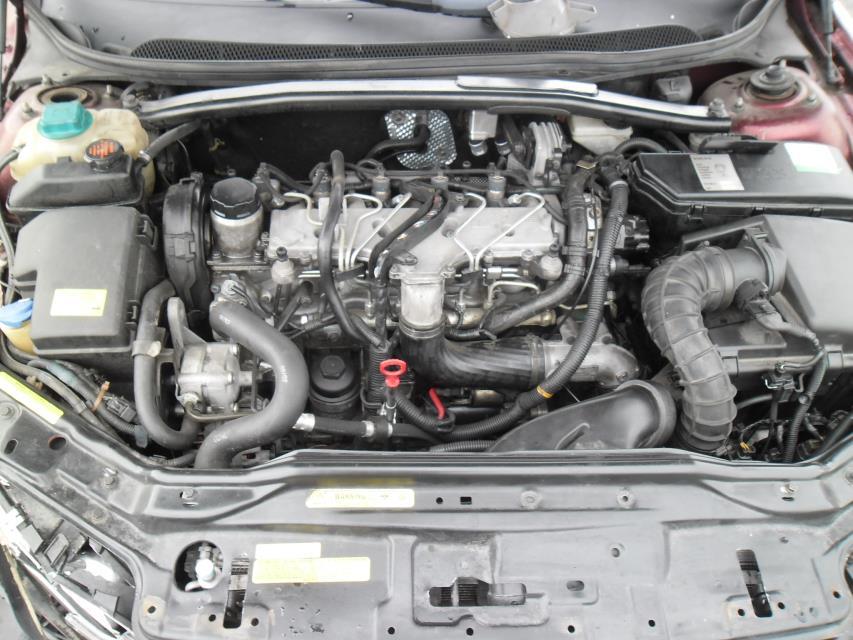Image Aile avant gauche - VOLVO V 70 1