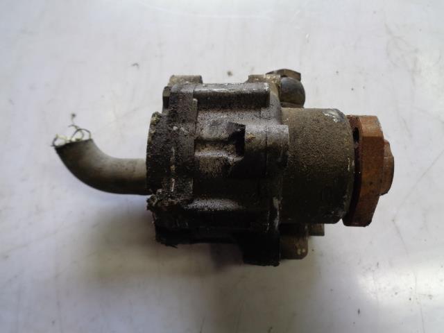 Pompe de direction VOLKSWAGEN POLO 3 PHASE 1 Essence - 1