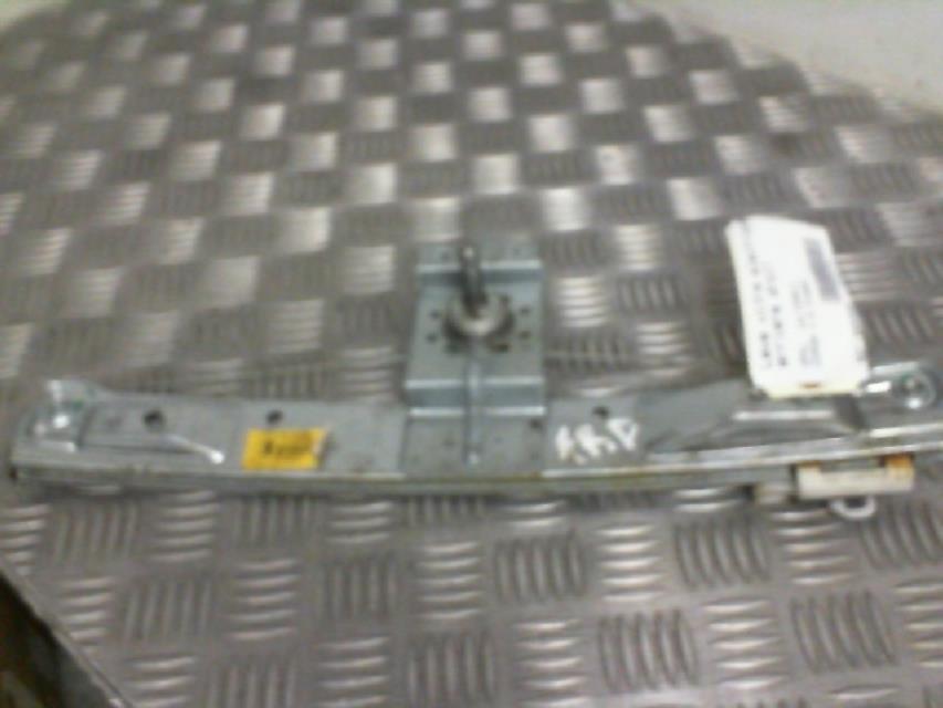 Alzacristalli manuale posteriore destro OPEL CORSA D PHASE 2 Diésel - 1