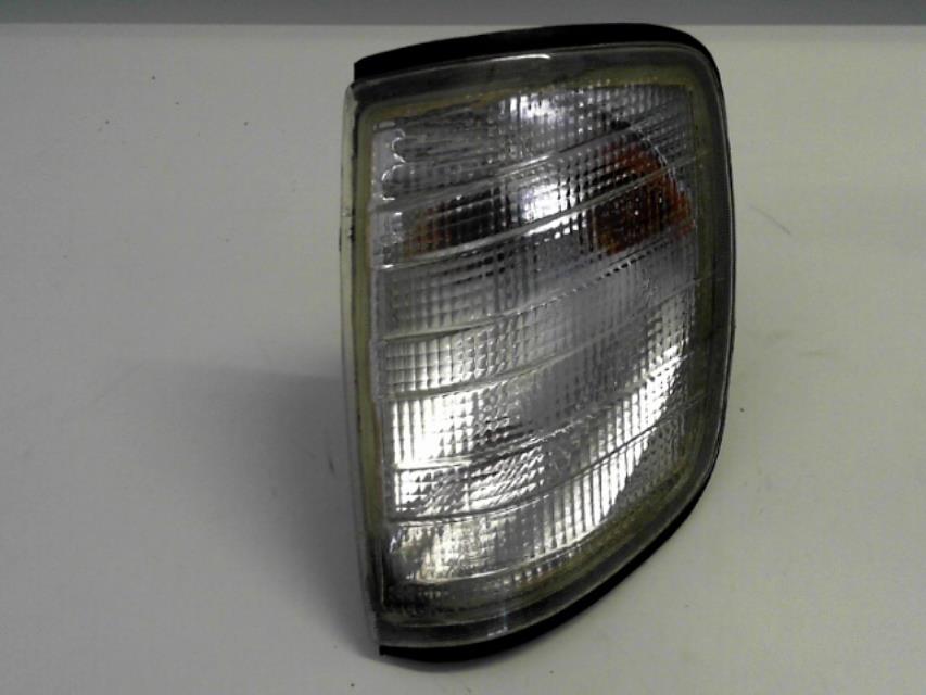 Gruppo ottico anteriore secondario sinistro (luci)(freccia) MERCEDES 300 W124 PHASE 1 Diésel - 1