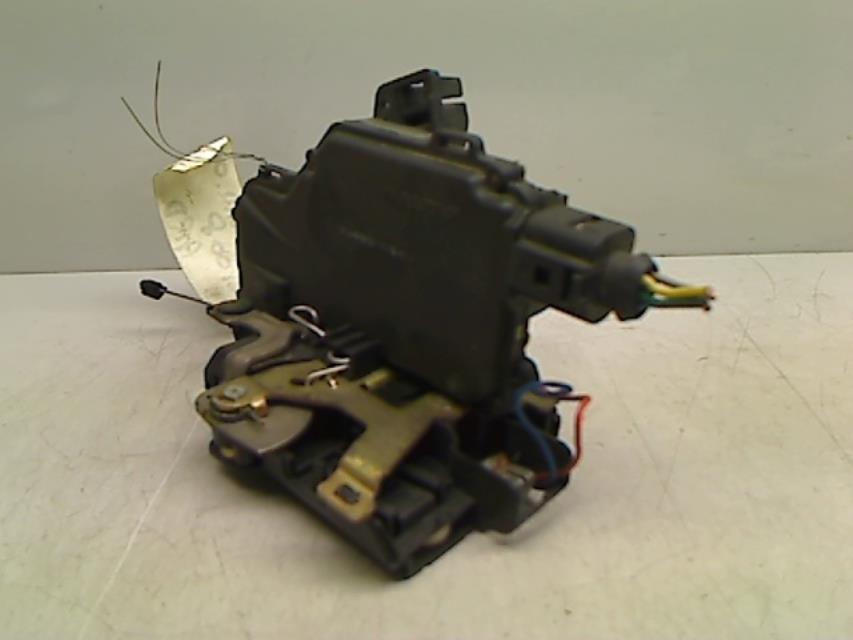 Serrure arriere droit SKODA OCTAVIA 1 PHASE 1 BREAK Diesel - 1
