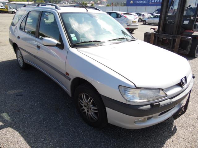 Image Leve vitre electrique avant droit - PEUGEOT 306