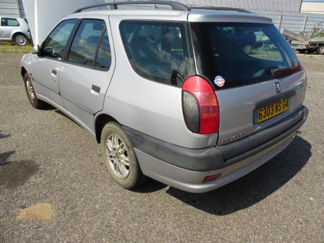 Image Leve vitre electrique avant droit - PEUGEOT 306