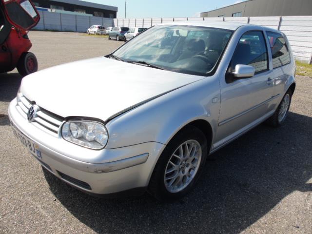 Image Moyeu avant droit - VOLKSWAGEN GOLF 4