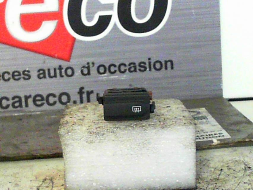 Bouton/Interrupteur RENAULT CLIO 2 PHASE 2 Diesel - 1