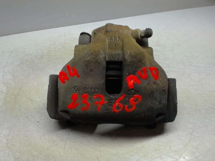 Etrier avant droit (freinage) AUDI A4 2 AVANT PHASE 1 BREAK Diesel - 1
