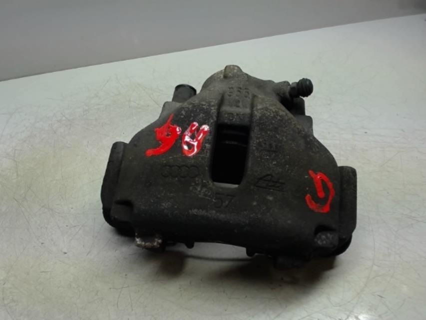Etrier avant gauche (freinage) AUDI A6 1 AVANT BREAK Diesel - 1