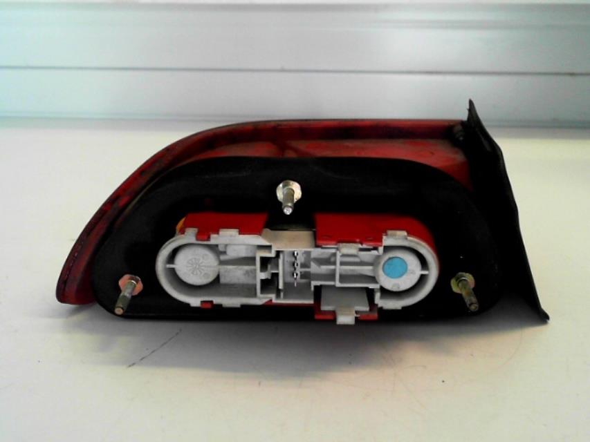 Fanale posteriore principale destro (luci) ALFA ROMEO 156 PHASE 2 BREAK Diésel - 1