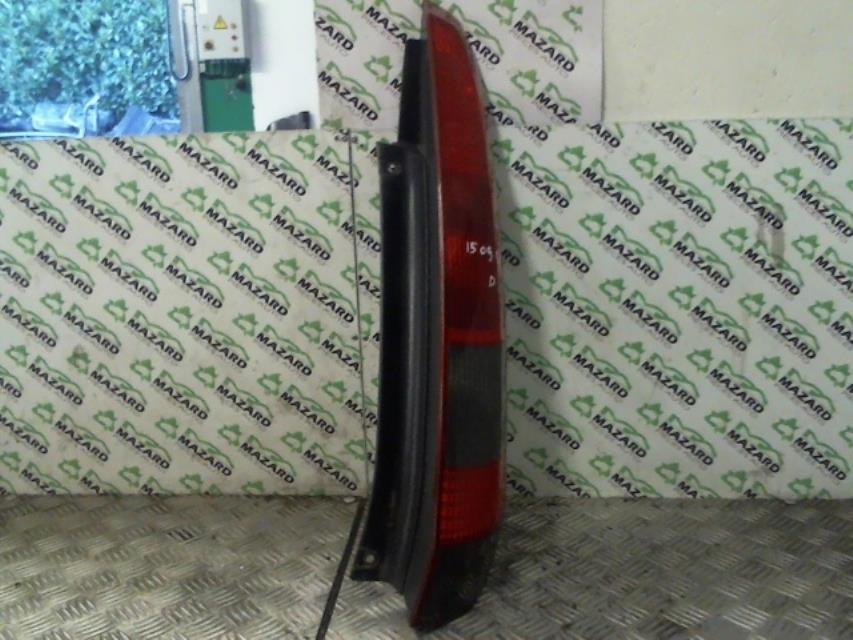Fanale posteriore principale destro (luci) FORD FIESTA 5 PHASE 1 Diésel - 1