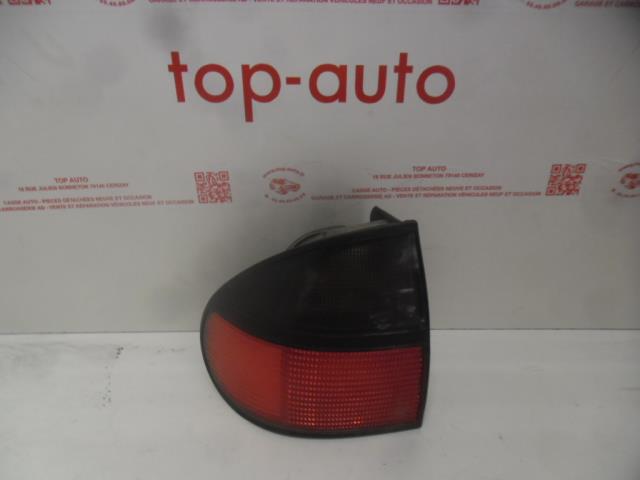 Fanale posteriore principale sinistro (luci) RENAULT LAGUNA 1 PHASE 1 Gasolina - 1