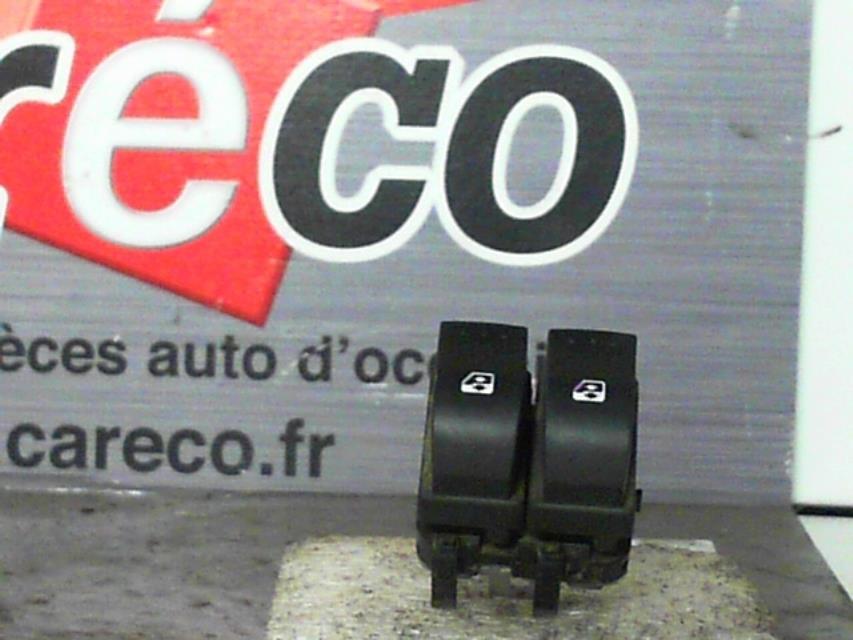 Interrupteur de leve vitre RENAULT SCENIC 2 PHASE 1 Diesel - 1
