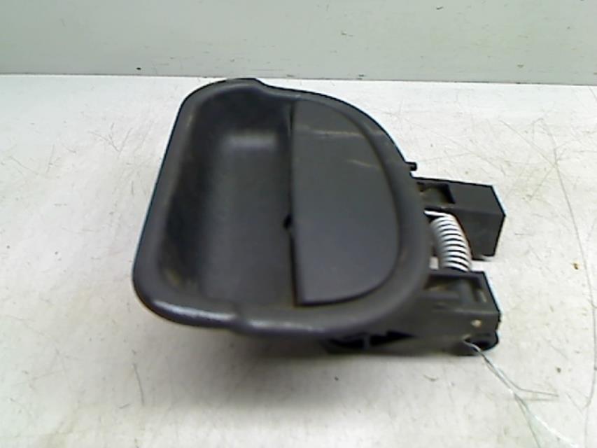 Poignee interieur arriere droit RENAULT KANGOO 1 PHASE 2 Diesel - 1