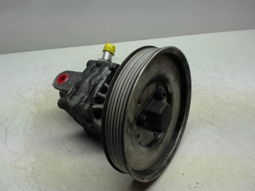 Pompe de direction AUDI A6 1 AVANT BREAK Diesel - 1