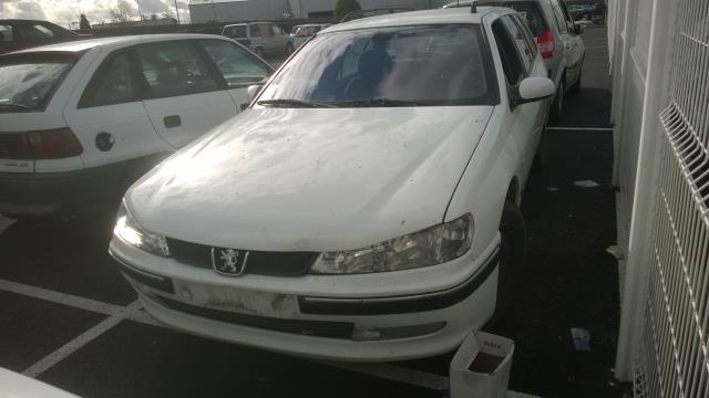 Image Feu arriere secondaire gauche (feux) - PEUGEOT 406