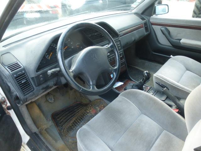 Image Feu arriere principal gauche (feux) - PEUGEOT 605