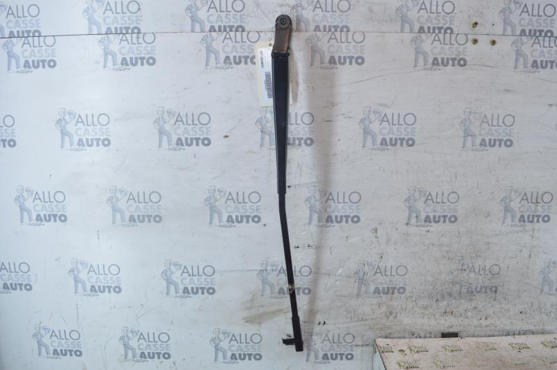 Braccio tergicristallo anteriore destro PEUGEOT 407 PHASE 1 Diésel - 1