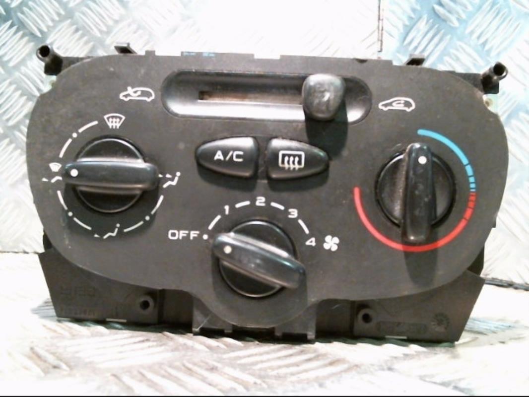 Commande chauffage PEUGEOT 206 PHASE 1 Essence - 1