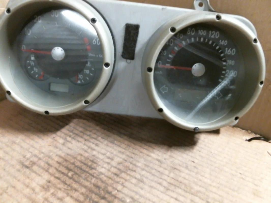 Tachimetro VOLKSWAGEN POLO 2  - 1