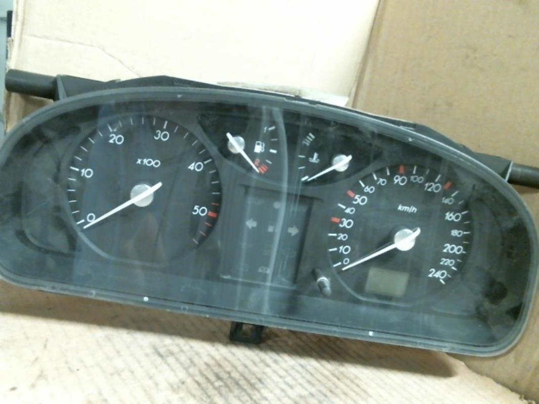 Compteur RENAULT LAGUNA 2 Diesel - 1