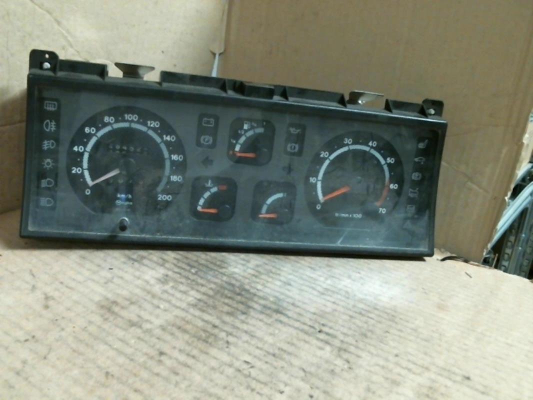 Compteur RENAULT ESPACE 2 PHASE 1 Essence - 1