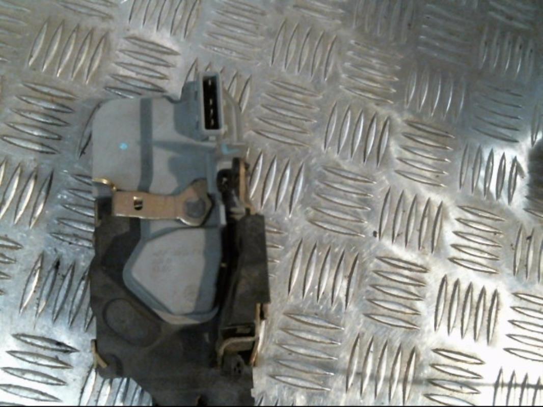Chiusura centralizzata posteriore destra PEUGEOT 206 Diésel - 1