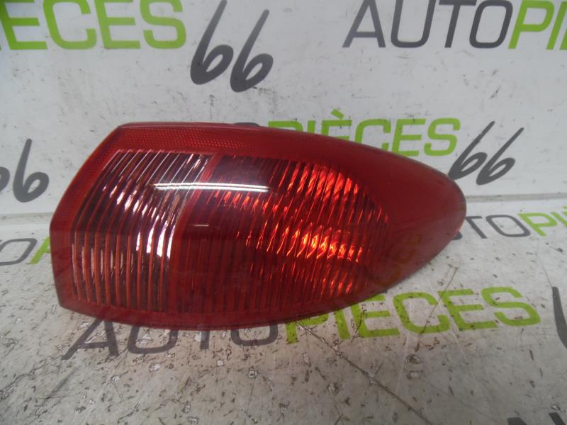 Fanale posteriore principale destro (luci) ALFA ROMEO 147 PHASE 1 Diésel - 1