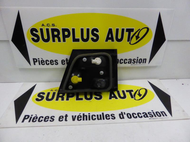 Image Feu arriere secondaire gauche (feux) - PEUGEOT 806