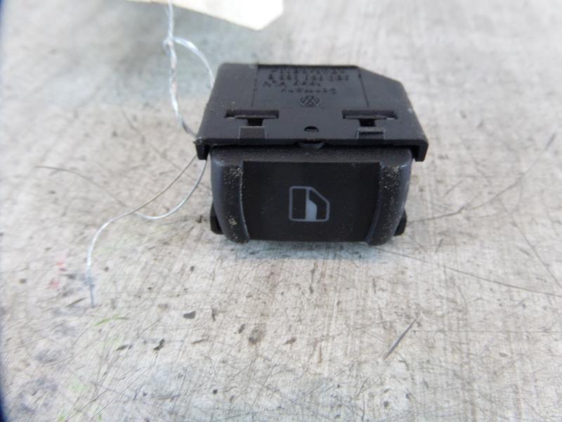 Interruttore lavacristalli posteriore sinistro VOLKSWAGEN GOLF 4 Diésel - 1
