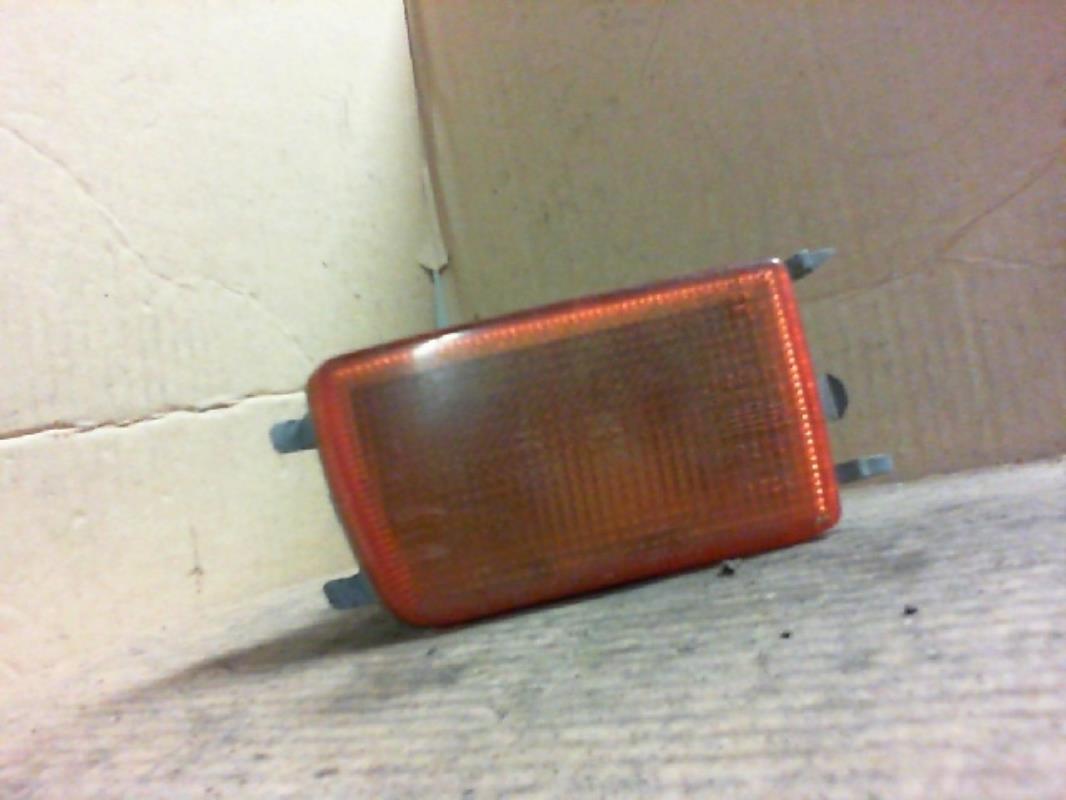 Gruppo ottico anteriore secondario destro (luci)(freccia) VOLKSWAGEN GOLF 3 Gasolina - 1