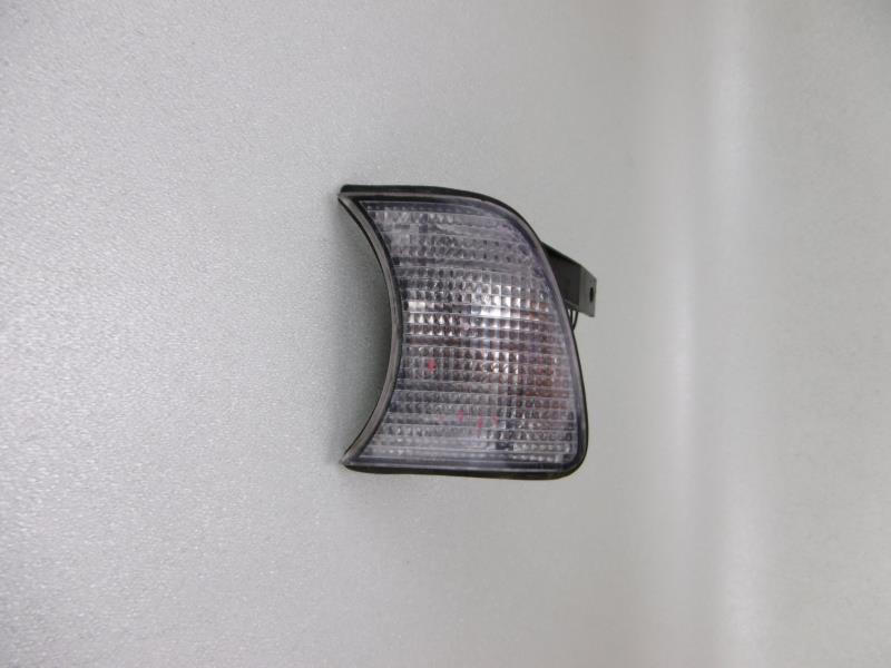 Gruppo ottico anteriore secondario sinistro (luci)(freccia) BMW SERIE 5 E34  - 1