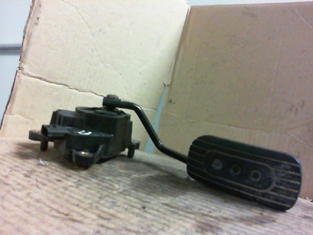 Pedale acceleratore NISSAN MICRA 1 Gasolina - 1