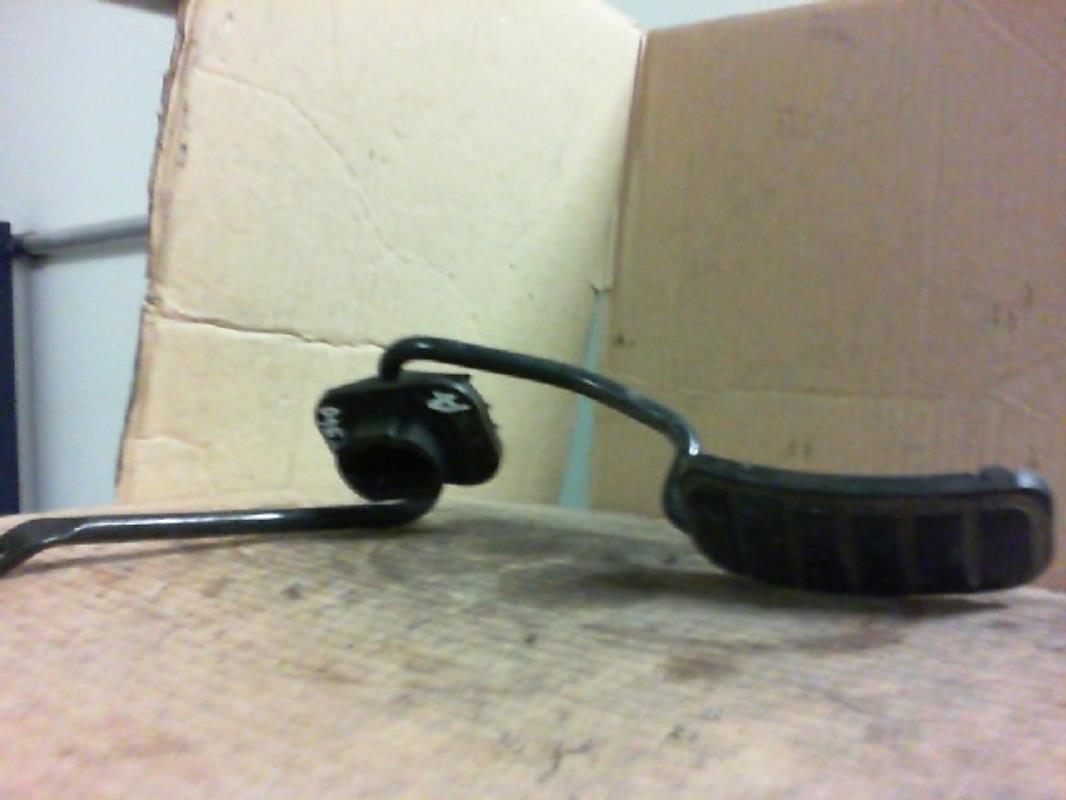 Pedale acceleratore RENAULT R9 Gasolina - 1