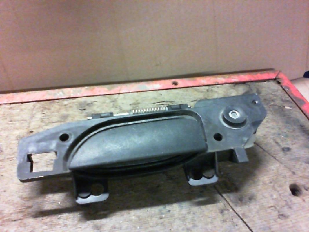 Maniglia portiera anteriore sinistra FORD MONDEO 1 PHASE 2 Gasolina - 1
