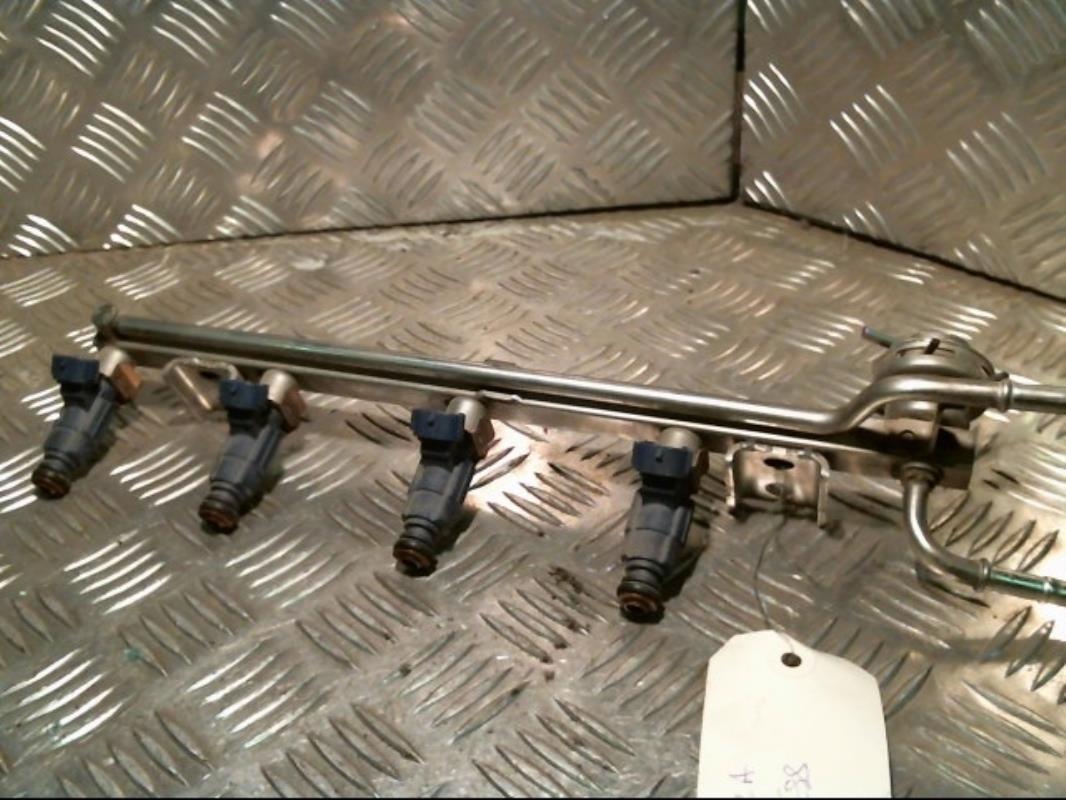 Rampe injection NISSAN MICRA 1  - 1