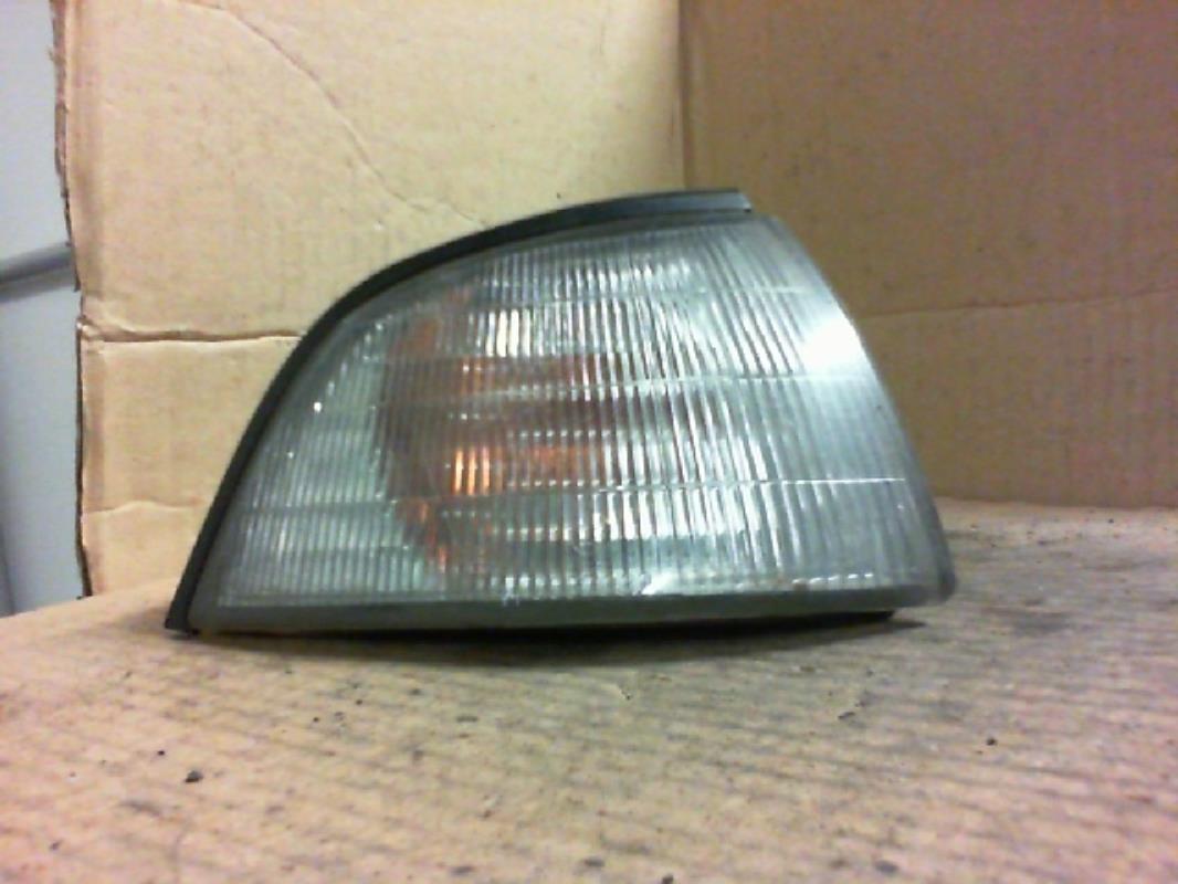 Gruppo ottico anteriore secondario destro (luci)(freccia) MAZDA 626 1  - 1