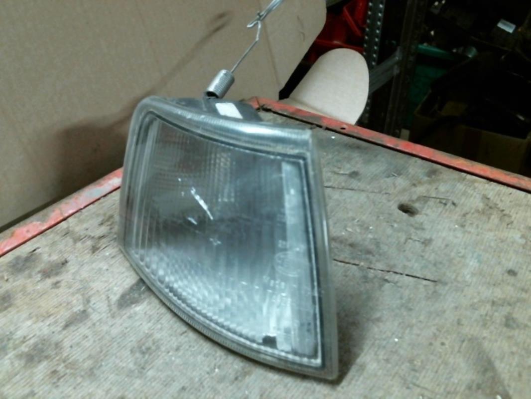 Gruppo ottico anteriore secondario destro (luci)(freccia) SEAT TOLEDO 2 Diésel - 1