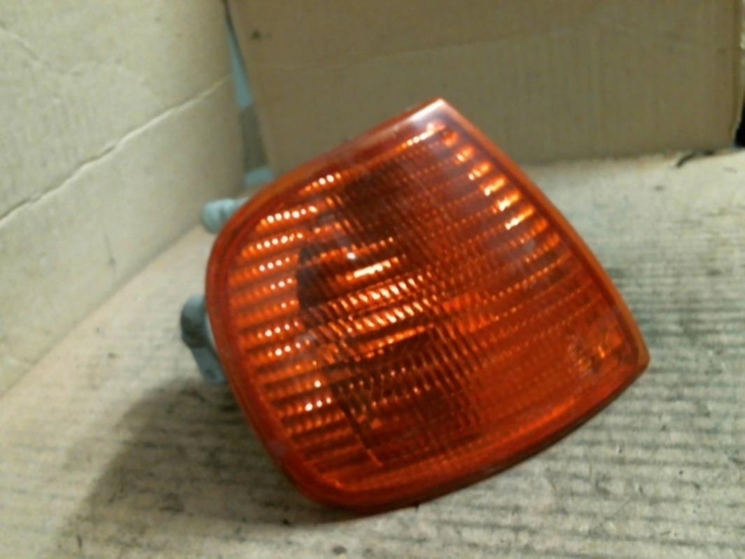 Gruppo ottico anteriore secondario destro (luci)(freccia) VOLKSWAGEN CADDY 3 Diésel - 1