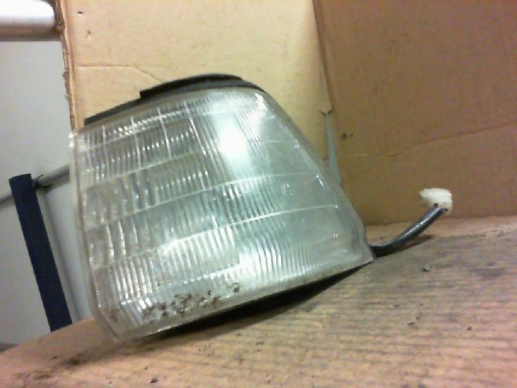Gruppo ottico anteriore secondario sinistro (luci)(freccia) MAZDA 626 3  - 1