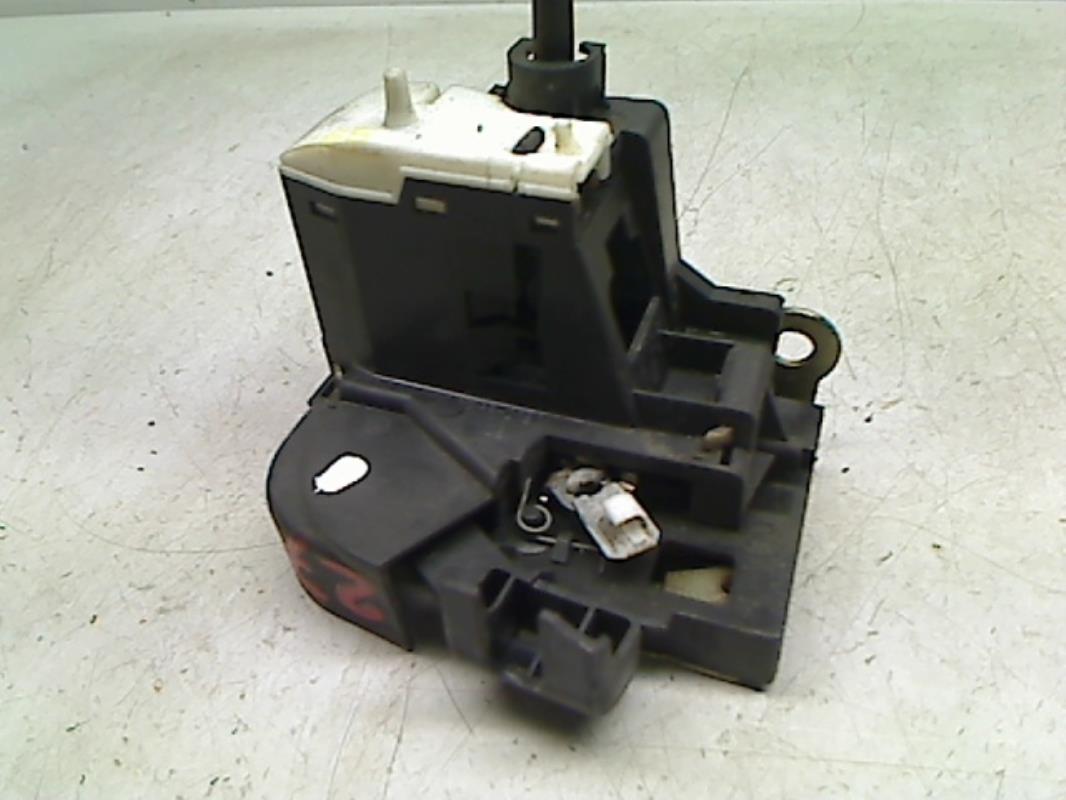 Serrure avant droit RENAULT CLIO 2 PHASE 2 Diesel - 1